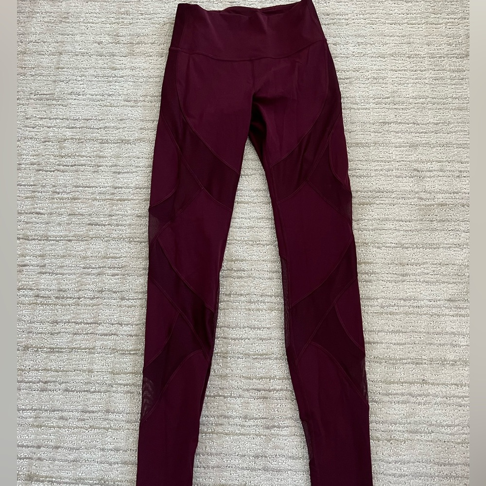 LULULEMON MESH FRONT LEGGINGS